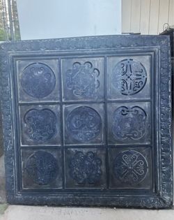 Vintage-style Metal Wall Panel