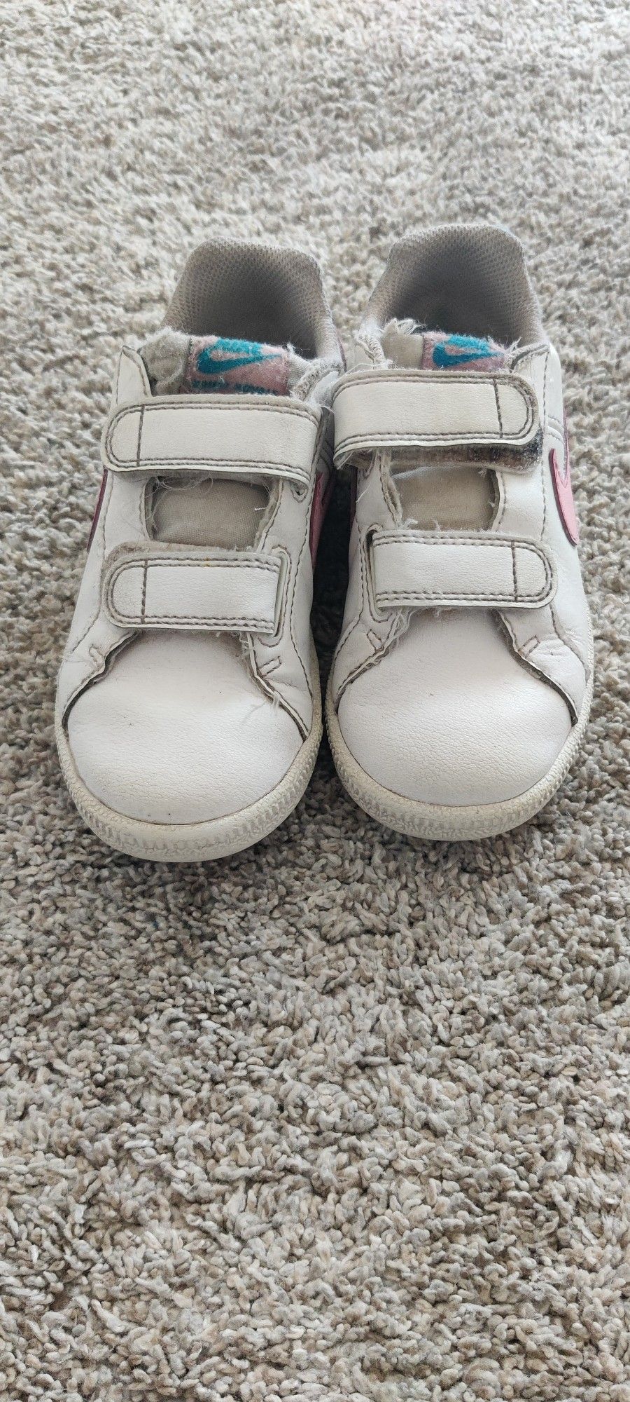 Nike Sneakers 10.5c