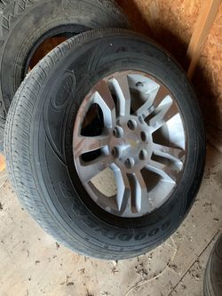 265/65r18 Chevy wheels and tires for sale