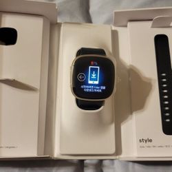 Fitbit Versa 3 Health and Fitness Smartwatch with GPS