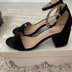 Black High Heels Size 6 1/2