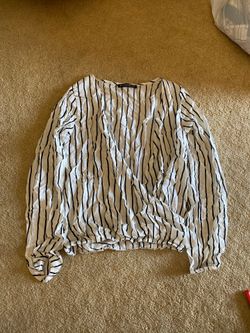 Brandy Melville top size small