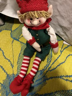 Christmas Sitting Elf  Home Decor