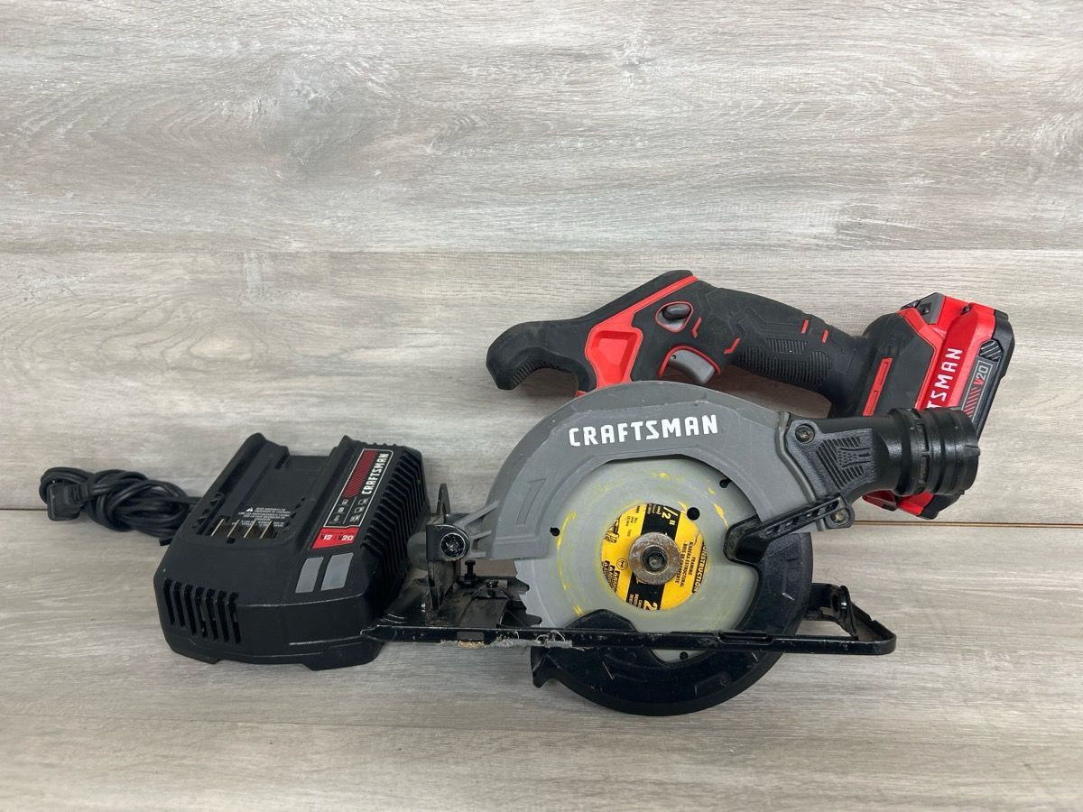 Craftsman CMCS505 20V 6-1/2" Circular Saw w/ Battery & Charger (PO1022001)