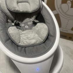 Munchkin Bluetooth Enabled Baby Swing ( brand new ) 