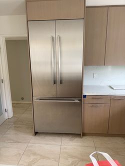 Thermador 36” built-in fridge