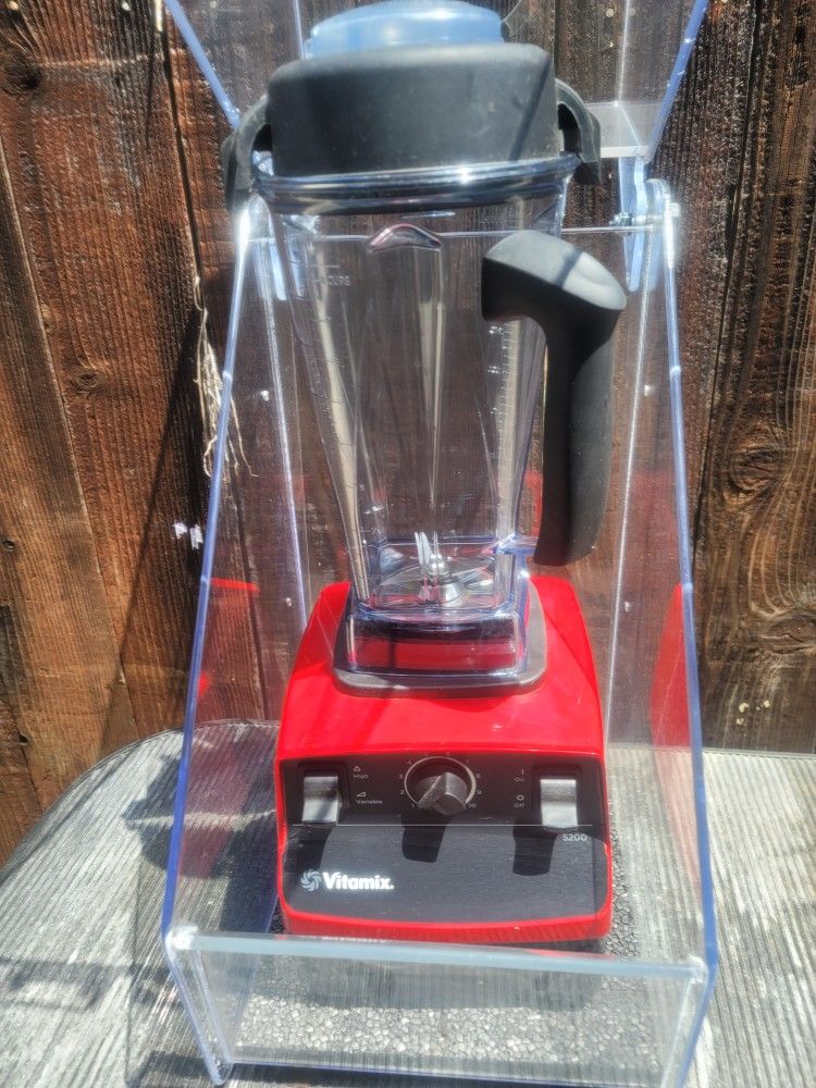 Vitamix Blender Commercial Series 5200 Enclosed