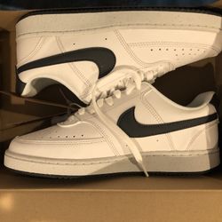 NIKE COURT VISION LO NN