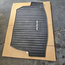 TOYOTA RAV-4  TRUNK MAT
