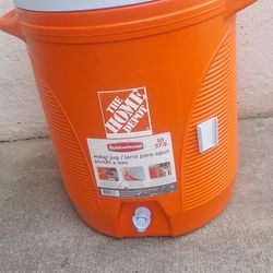 Rubbermaid 10 gal water dispenser