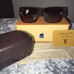 Louis Vuitton sunglasses for Sale in Renton, WA - OfferUp
