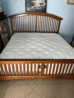 King Bed With Mattress