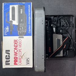 RCA Pro Wonder Vhs Recorder With Original Box, Carrying Case, Battery , Charger, And Extra Cables + Manuals 