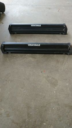 Yakima snowboard roof rack