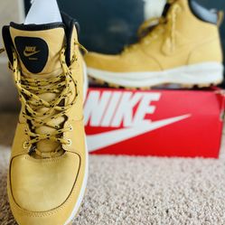 Nike Men’s Boots