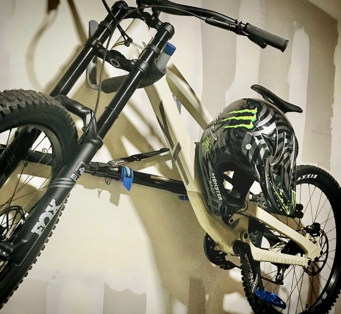 2019 YT Tues Downhill MTB XXL