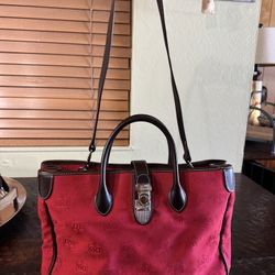 Dooney And Bourke Bag