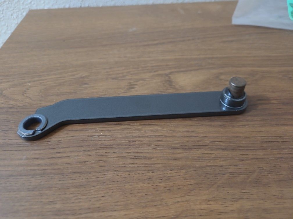Braun Inboard Barrier Lever / Rear