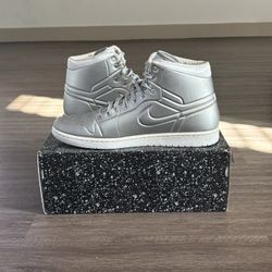 Air Jordan Air Jordan 1 Anodized Metallic Silver Platinum MEN Size 14
