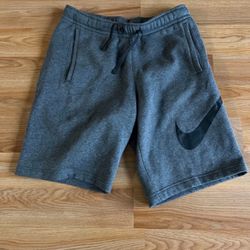 Nike Fleece Shorts sz Med