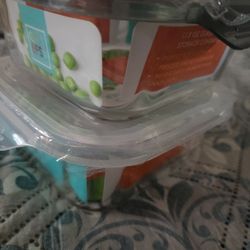 NEW Food Storage Containers