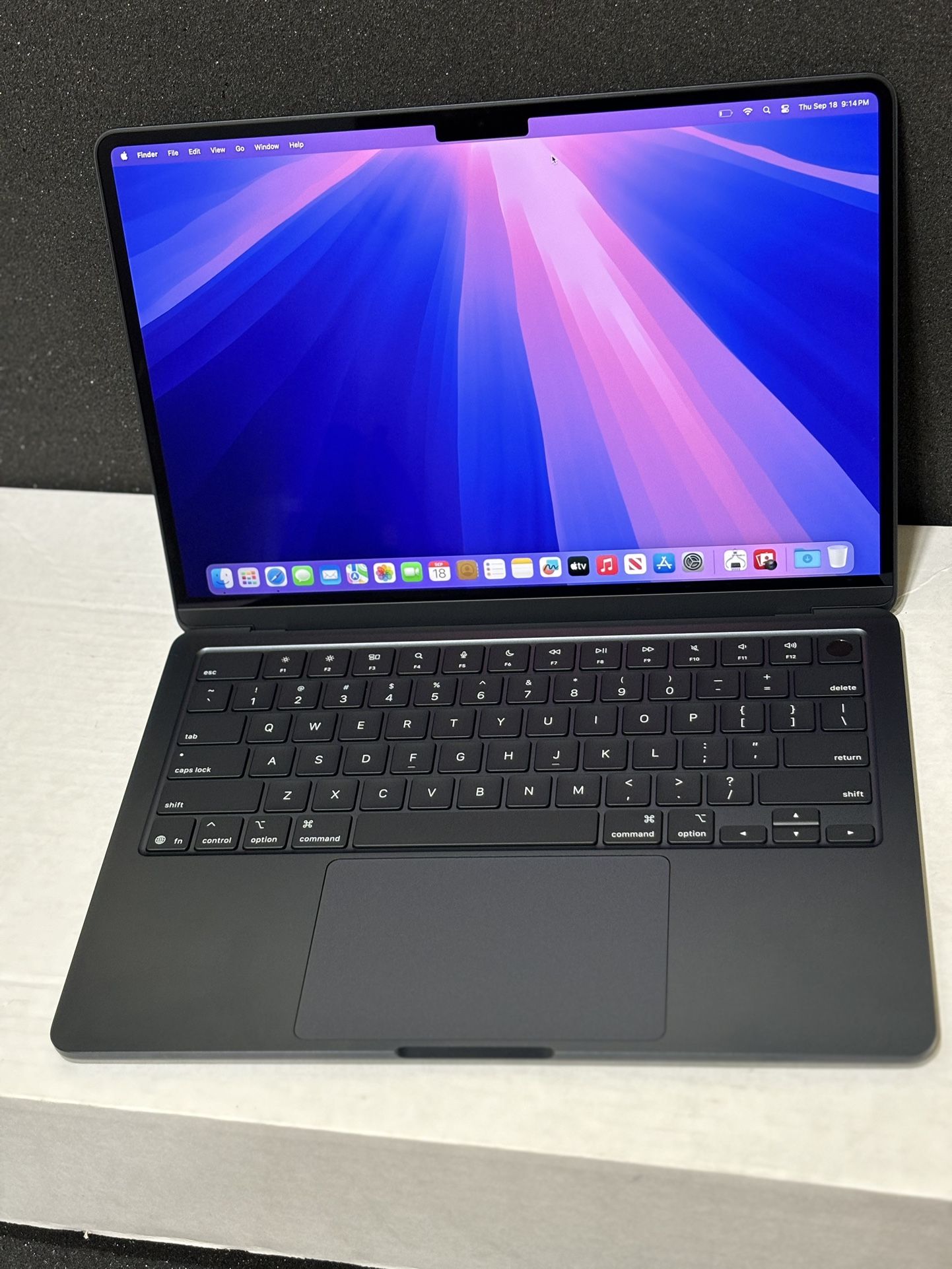 MacBook Air 2025 M4 16gb Ram 256 Gb midnight 