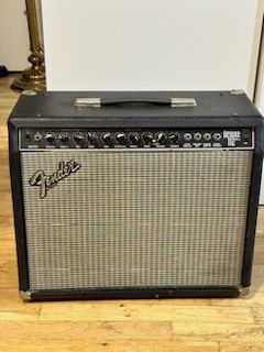 Amplifier FENDER De luxe 112 Plus Type Pr 291 360 Watts