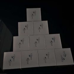 Apple AirPods HMU !!!! 