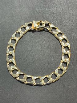 14KT Yellow Gold Square Curb Link Bracelet
