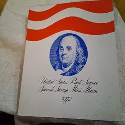 United States Postal Service Special Stamp SlMini Album 1972