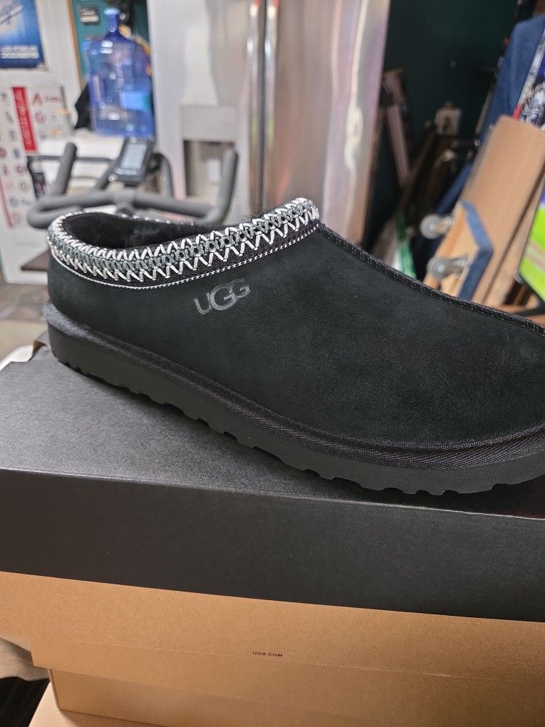 UGG'S