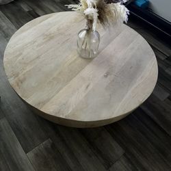 Round Wooden Coffee Table 