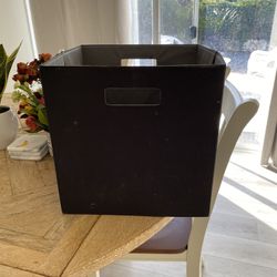 Black bin 