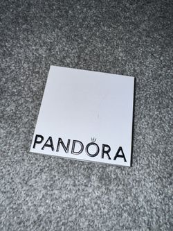 Pandora Limited Edition Pandora Moments Entwined Infinite Hearts Clasp Bangle