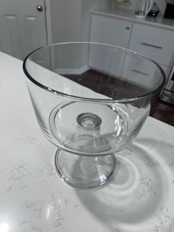 Glass Pedestal Trifle Bowl