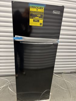 Brand New Magic Chef 7.3 Cu. Ft. 2-Door Refrigerator / Freezer – Black 💲 $200 OBO (Priced to sell!)  📍 Location: Norwalk, CA  Brand new Magic Chef 7