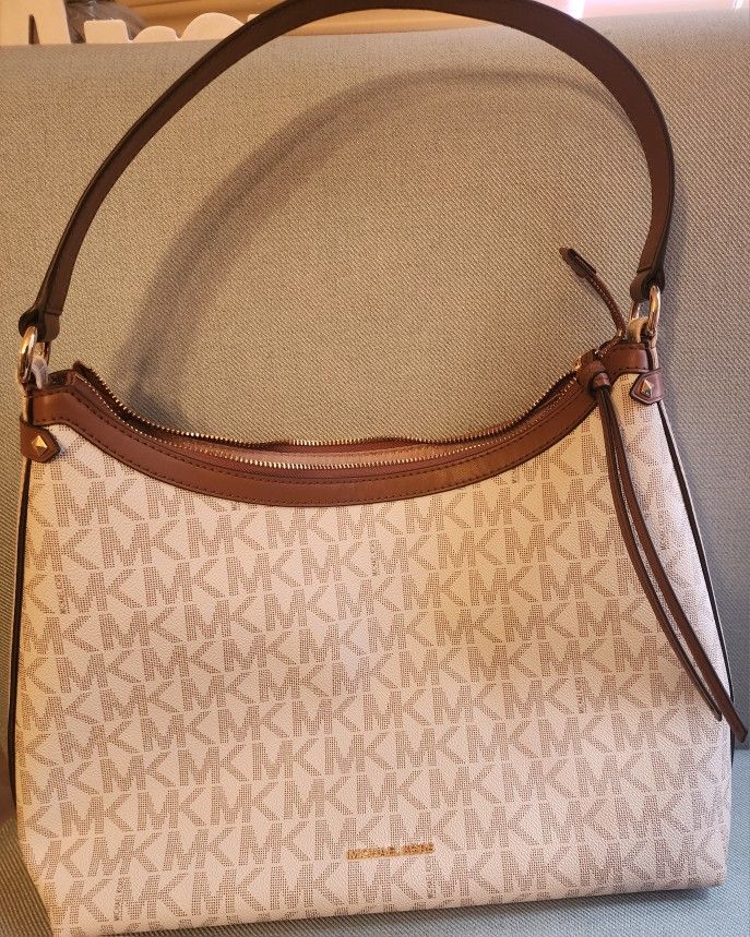 Michael Kors Maeve Logo Large Vanilla/Acorn Hobo Tote Shoulder Bag Tan Lining
