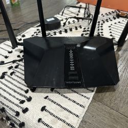 Nighthawk Router 