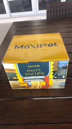 GIFTABLE ! MaxiPot Pasta Maker Machine