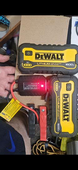 2x DeWalt 1600A Lithium Jump Starter with USB Power
