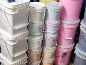 Liquido jabon, liquid soapJabon liquido y perlas de aroma y desgrasante.Jabon liquido y perlas de aroma y desgrasante.