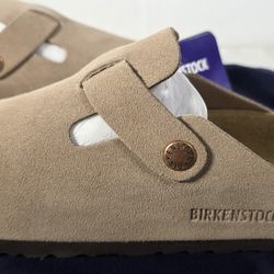 Birkenstock Suede Slip on Clogs for women's size  7- 7.5 / 38