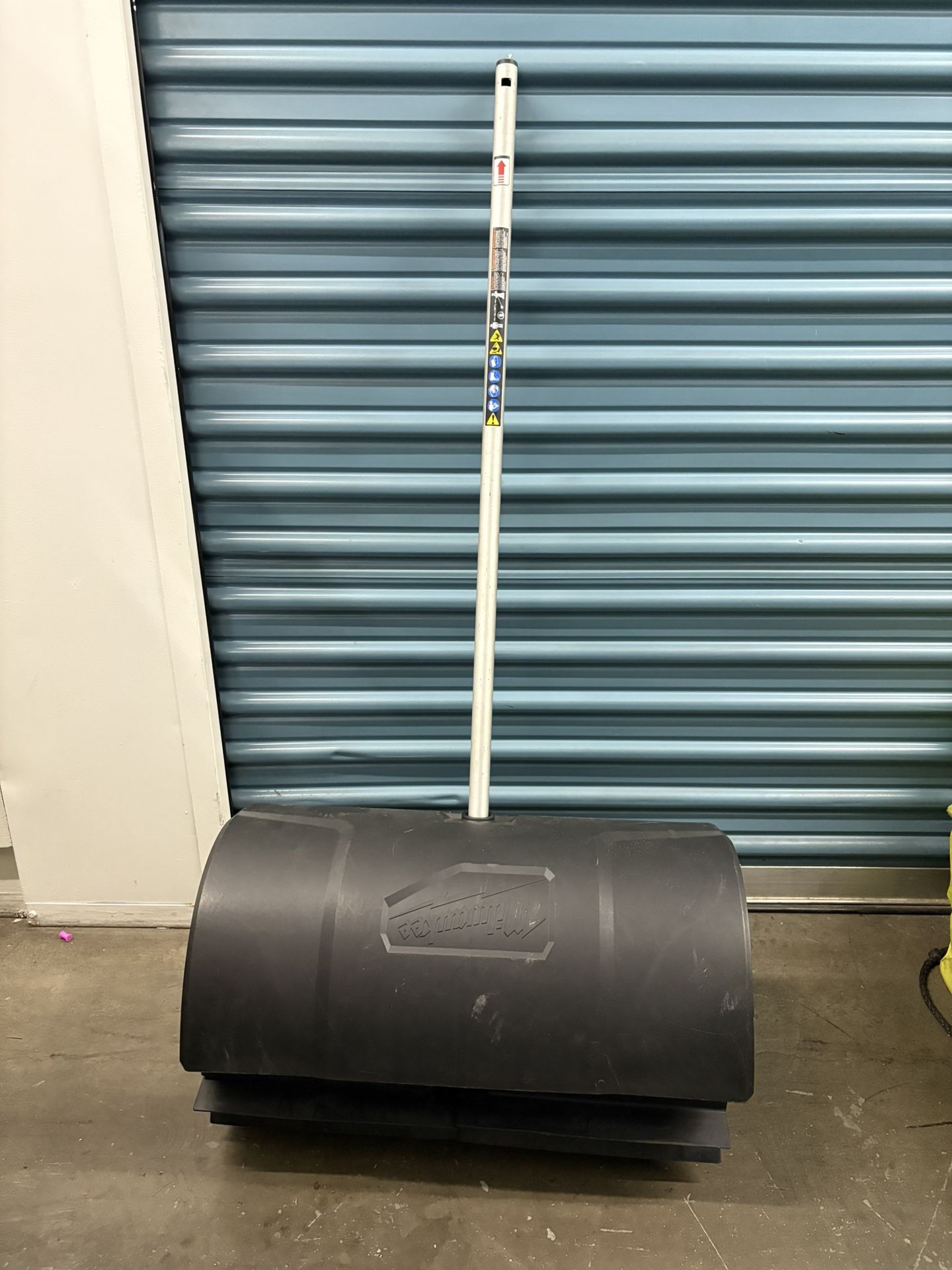 Milwaukee Rubber Broom Attachment
