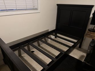Free Twin Bed frame Black