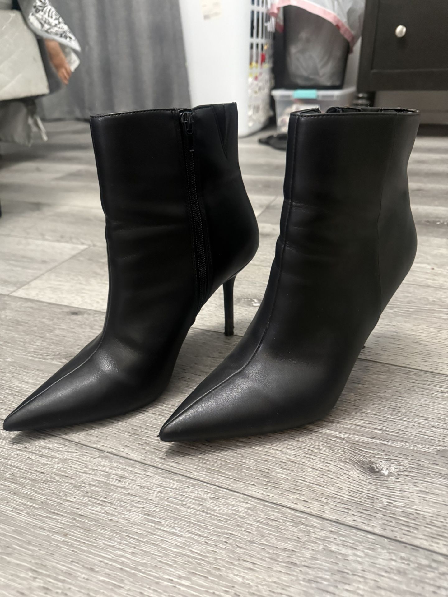 Women’s High Heel Boot 