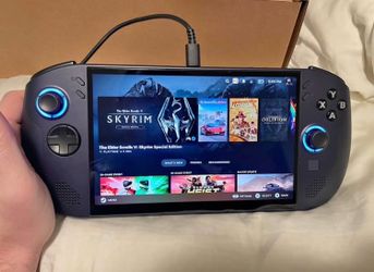 Lenovo Legion Go S Ryzen Z1 Extreme, 32GB RAM, 1TB SSD SteamOS