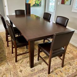 Dining room table, 6 chairs 