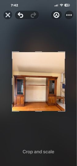Entertainment center