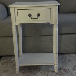 Nightstand Vintage