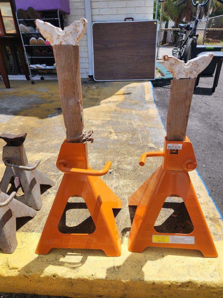 Two 6 Ton Jack Stands NEW